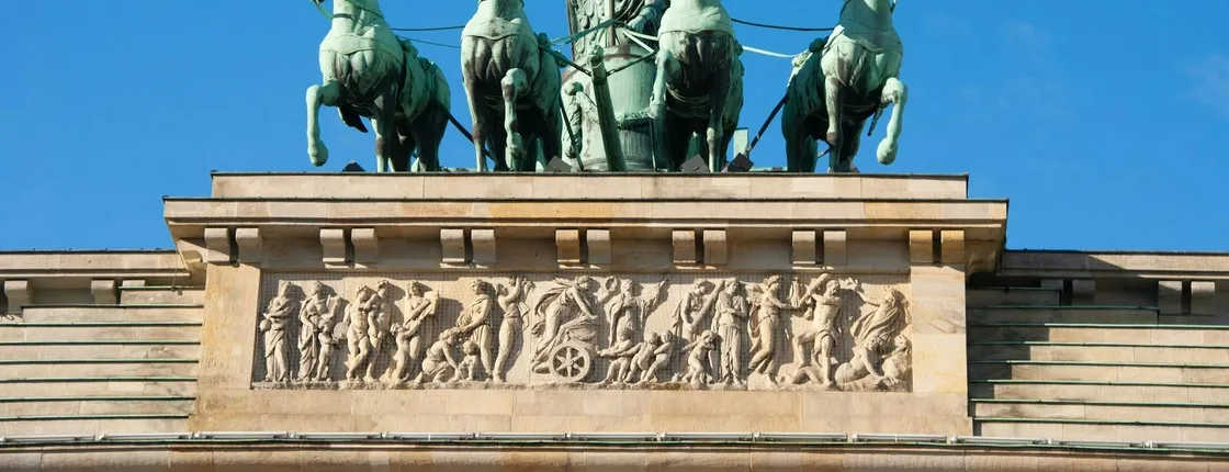Discover Berlin guided city tour