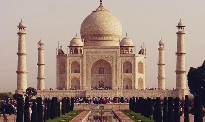 Delhi Agra Day Trip by Train with Taj Mahal view from Methab bagh