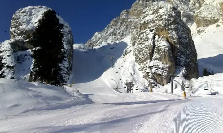 Ski Tour from Cortina d'Ampezzo: Tofana