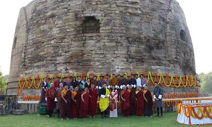 Private Tour: Full-Day Varanasi Tour including Sarnath and Evening Ganga Arti