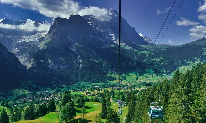 Private Tour of Interlaken and Grindelwald from Zurich