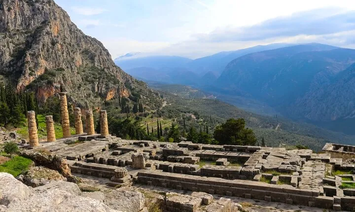 Discover Delphi - Private Full Day Tour