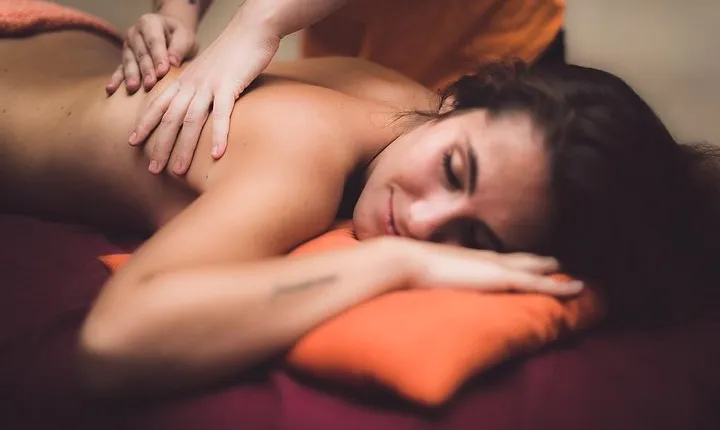Custom Massage: 1 hour