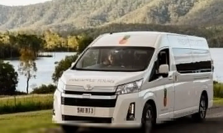 Barefoot Luxury Mount Tamborine Winery Tour from Gold Coast