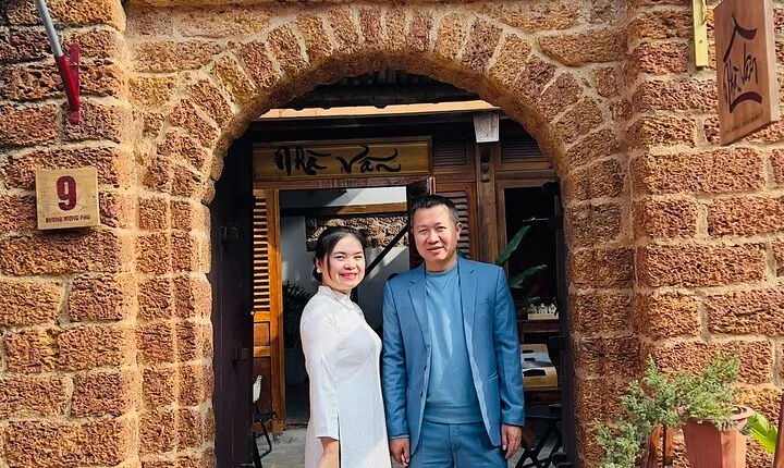 Instagram Tour Duong Lam Ancient Village with Train Street Visit