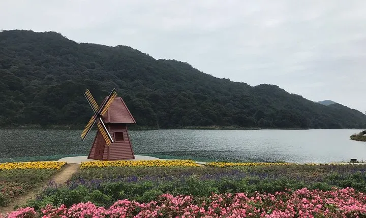 Private Day Tour to Shimen National Park from Guangzhou + Seasonal Fruit Pickup