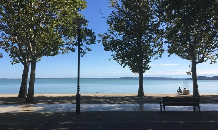 Lake Balaton and Herend Porcalain (Full-Day Private Tour)