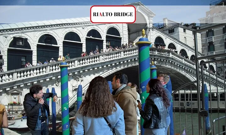 Unusual Venice Walking Tour through Rialto & Gondola Experience