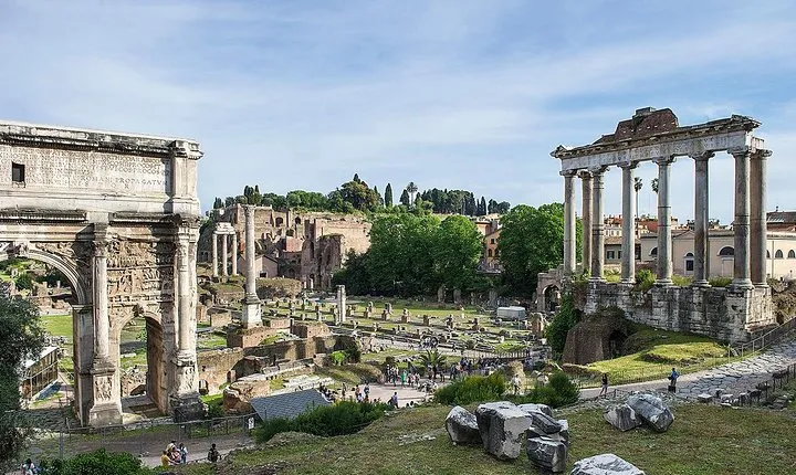Rome, Private Photography Guided Tour - Capture Iconic Sights