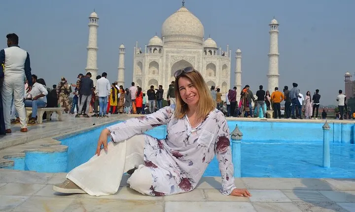 From Delhi : Taj Mahal Tour with Elephant Conservation Centre