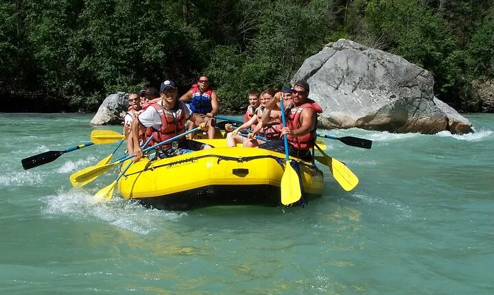 Family Rafting Trip at Köprülü Canyon Incl. Lunch from Belek