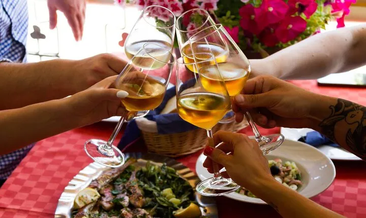 3-Hour Guided Food Tasting Walking Tour