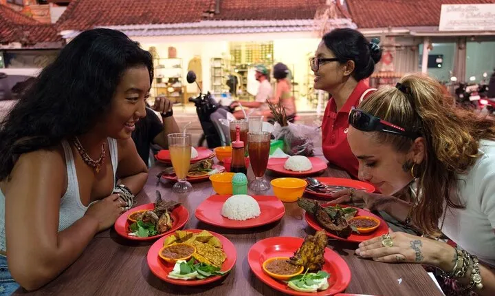 Bali Small Group Street Food Tour