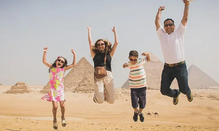 Giza Pyramids and Sakkara Tour