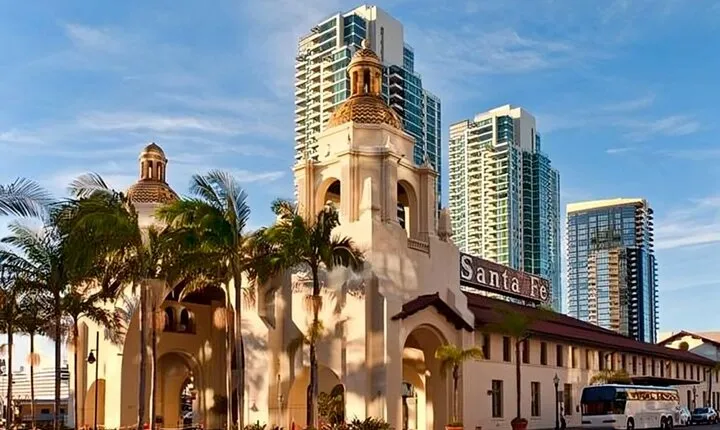 San Diego Must-see Attractions Private Guided Walking Tour