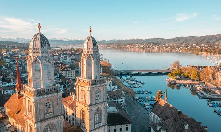 Private transfer from Zermatt to Zurich with 3h Sightseeing stops
