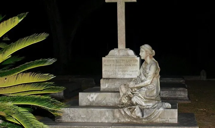 Bonaventure Cemetery's Secret Society Ghost Tour