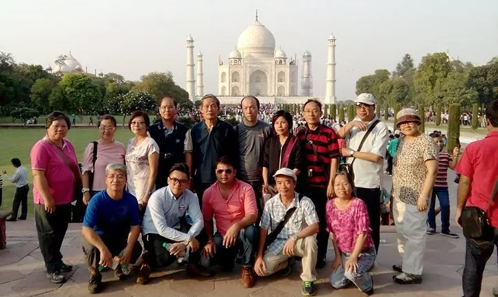 Full Day Agra Tour from Delhi by First Class High Speed Train