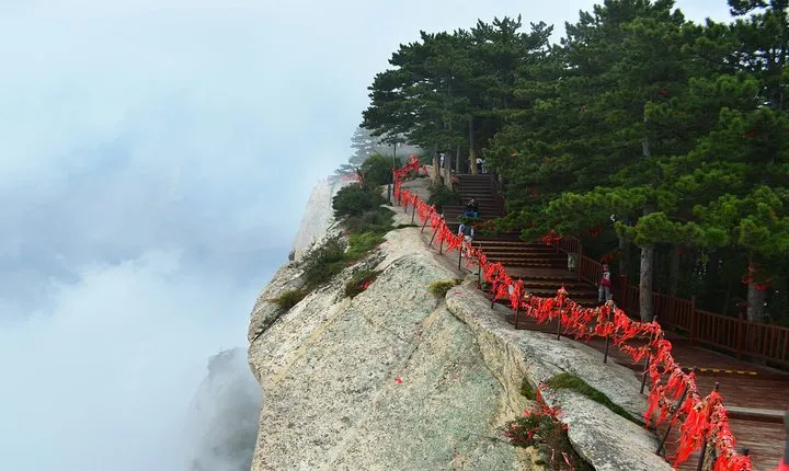 From Beijing: Xian and Mount Huashan 3-Day Bullet Train Tour