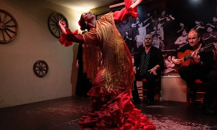 Christmas and New Year's Eve Dinner in Tablao Flamenco Sevilla