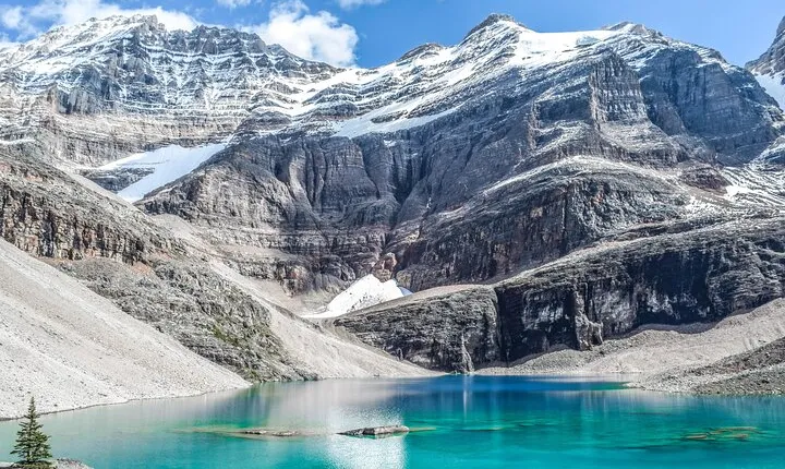 Vancouver, Yoho National Park, Banff and Jasper 5-Day Tour.