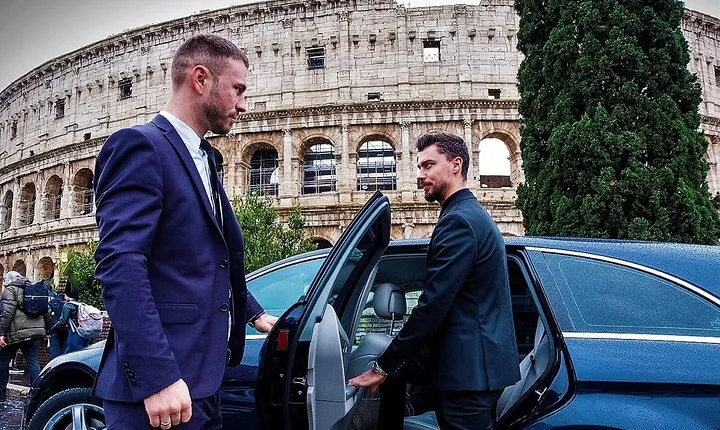 Epic Rome Tour: Port Round-Trip, Colosseum, Iconic Sights & Lunch