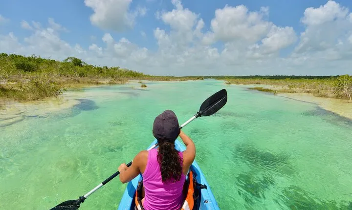 1-Day Tour to Bacalar with Kayaking, Marmol Beach Club and Cenote