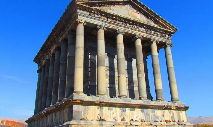 Daily jeep tour to Garni gorge and Geghama mountains