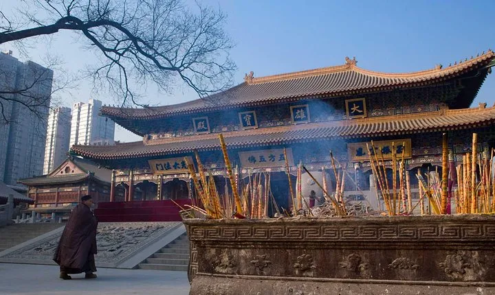 Xian Religious Experience of Temples, Mosque, Church