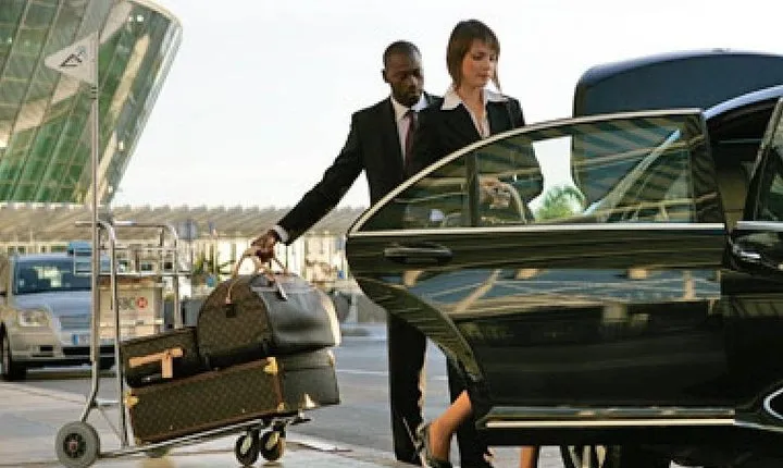 Rome to Fiumicino airport or vice versa