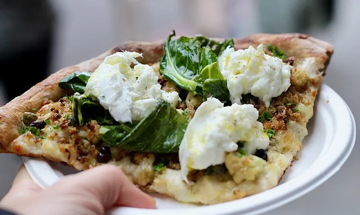 Small-Group Borough Market Guided Food Tour in London