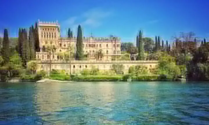 Boat Tour of Isola del Garda