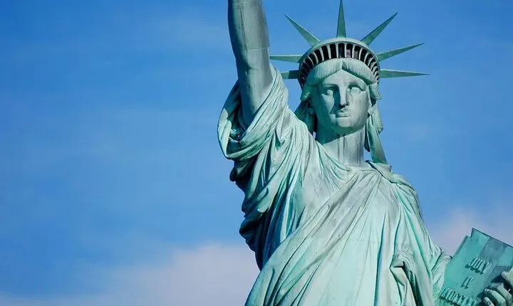 Statue of Liberty and Wall Street Highlights Tour in New York