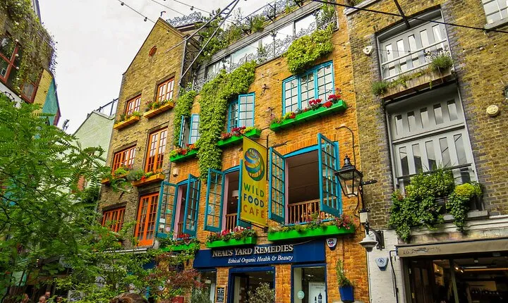  Central London City Exploration Game with Secret Squares 