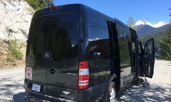 Private Charter Tour to Explore Vancouver and Surrounding Area