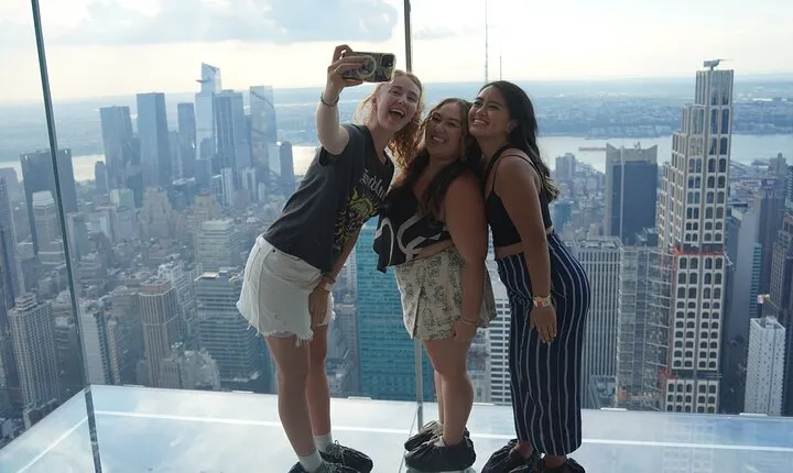 New York City Midtown Walking Tour with SUMMIT One Vanderbilt