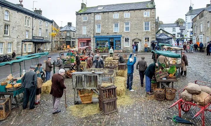 Full-Day Discovering All Creatures Great and Small Tour of Yorkshire