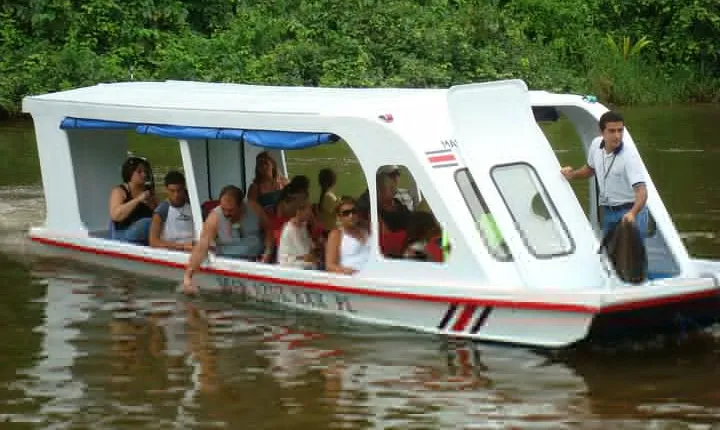 Tortuguero Canal Eco Cruise and Banana Plantation. Puerto Limon Shore Excursion