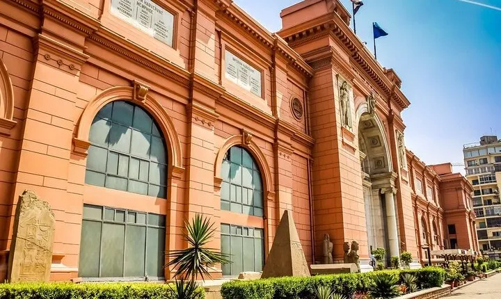 Private Guided Tour: Egyptian Museum in Cairo