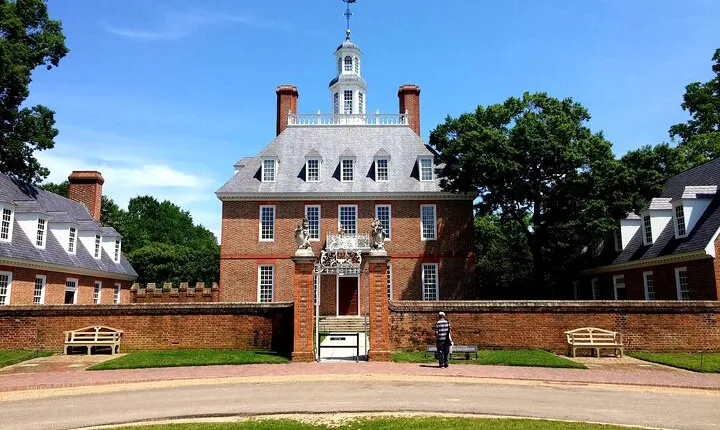 Private Full Day Tour of Colonial Williamsburg From the DC Area