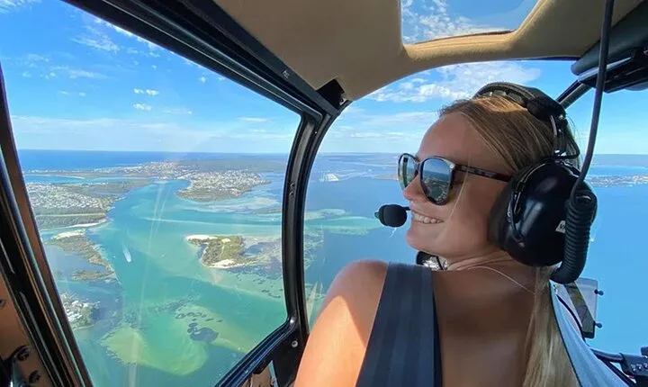 Helicopter Ride in Dubai - Peal Heli Tour- 12 Min Flight