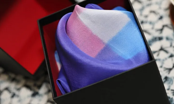 Original Scarf Tie-Dyeing Experience and Workshop Tour