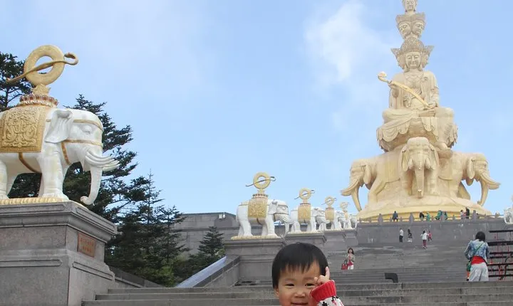 7-Day Private Tour to Chengdu City Highlight, Mount Emei and Jiuzhaigou