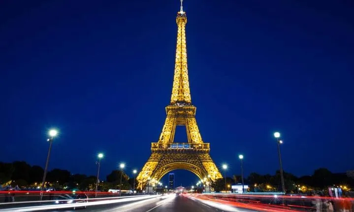 Private Half Day Walking and Metro Tour Paris
