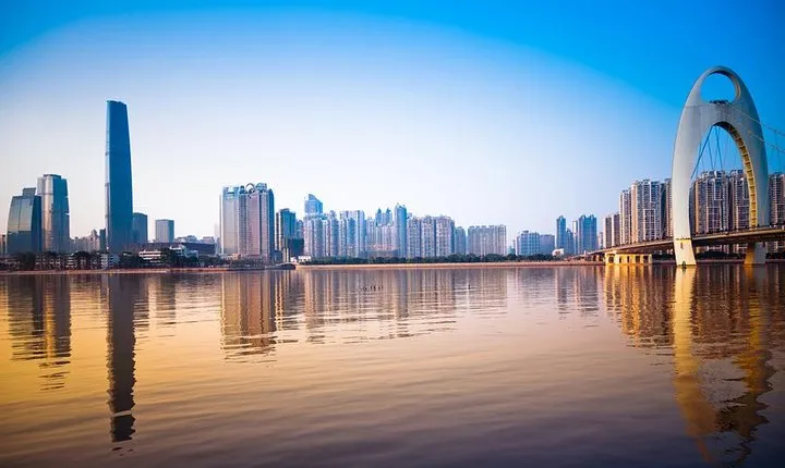 Private Historical Tour: Guangzhou City Sightseeing Including Lunch