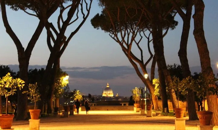 From the sunset to the night private tour in Rome