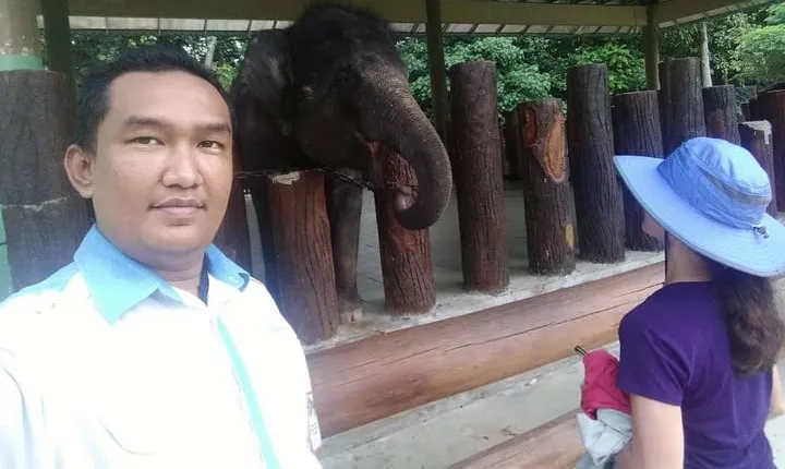Full Day Elephant Sanctuary Tour with a Free Batu Caves Visit