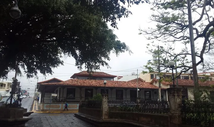 Travel to Heredia and the mountains 