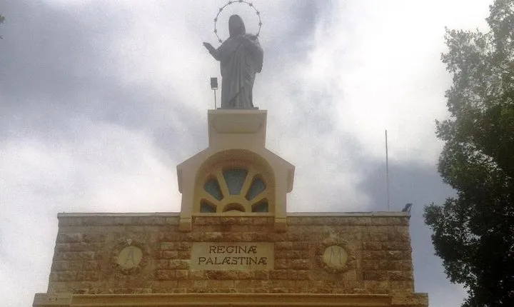 Judea Hills Famous Sites Private Tour