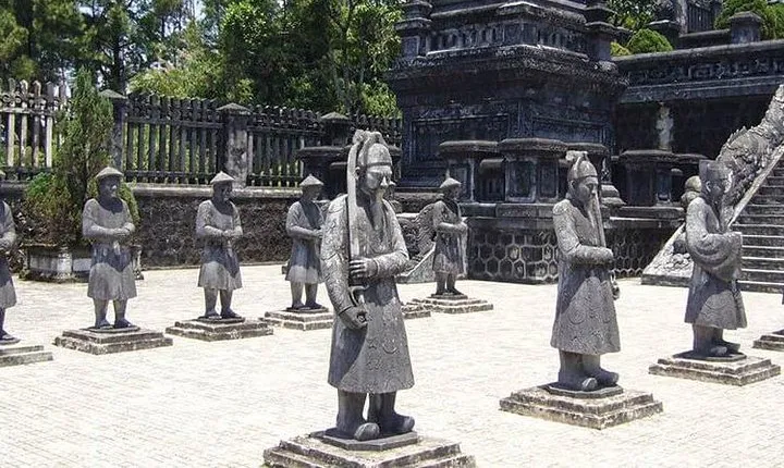 Imperial Hue Citadal City Private Tour 1 Day